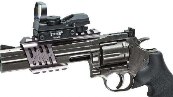 Le Dan Wesson 715 vu parJean Claude